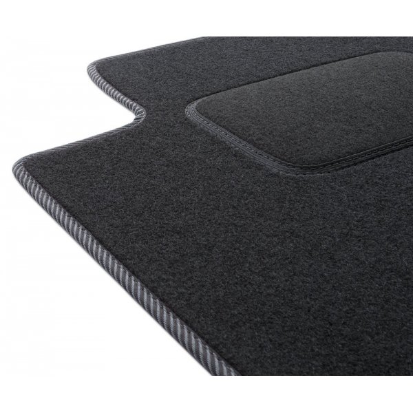 Tapis de sol Sur Mesure en Moquette Tissus Gamme Confort Pour Bmw Série 1 E87 2004-2011